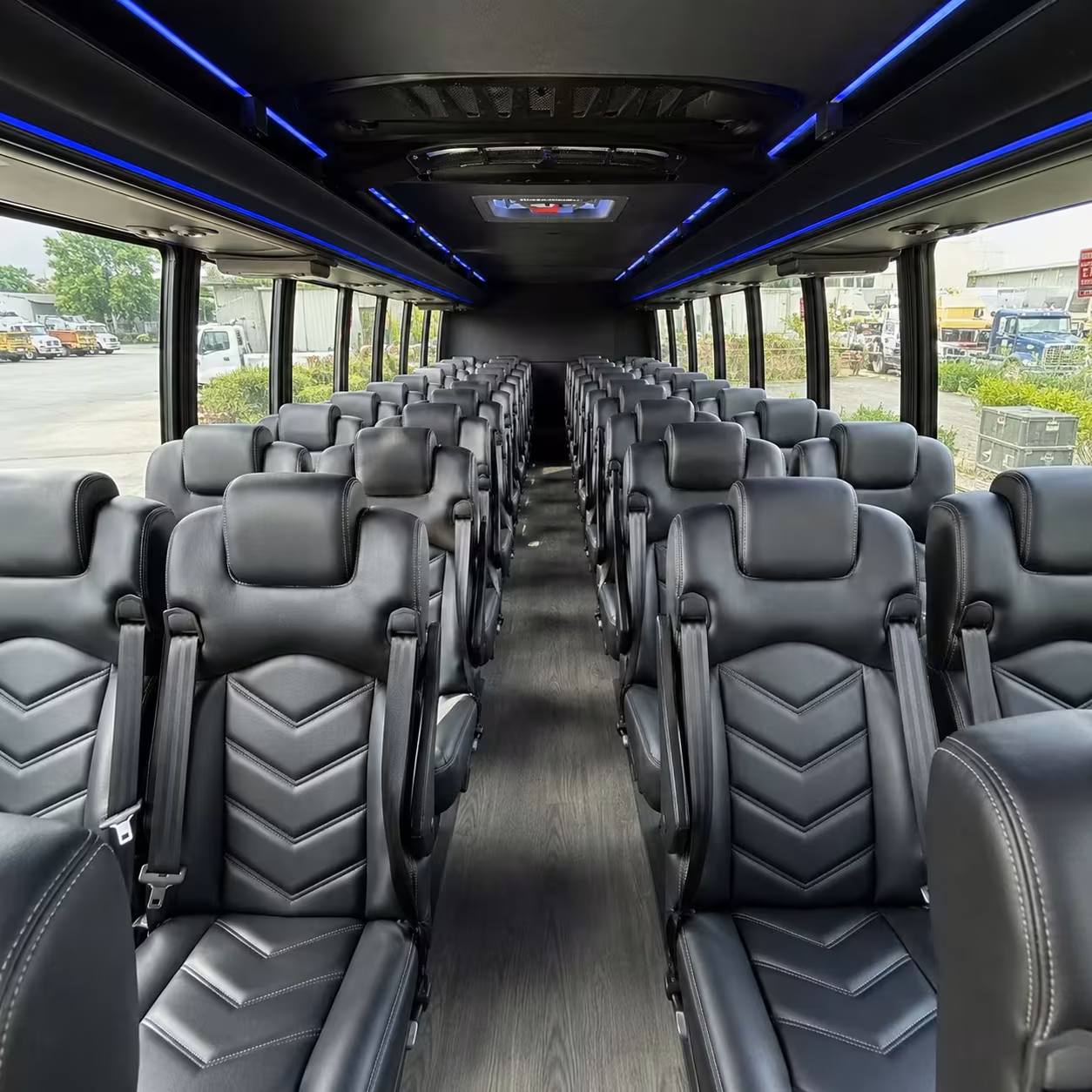 nampa minibuses for intimate wedding party transfers
