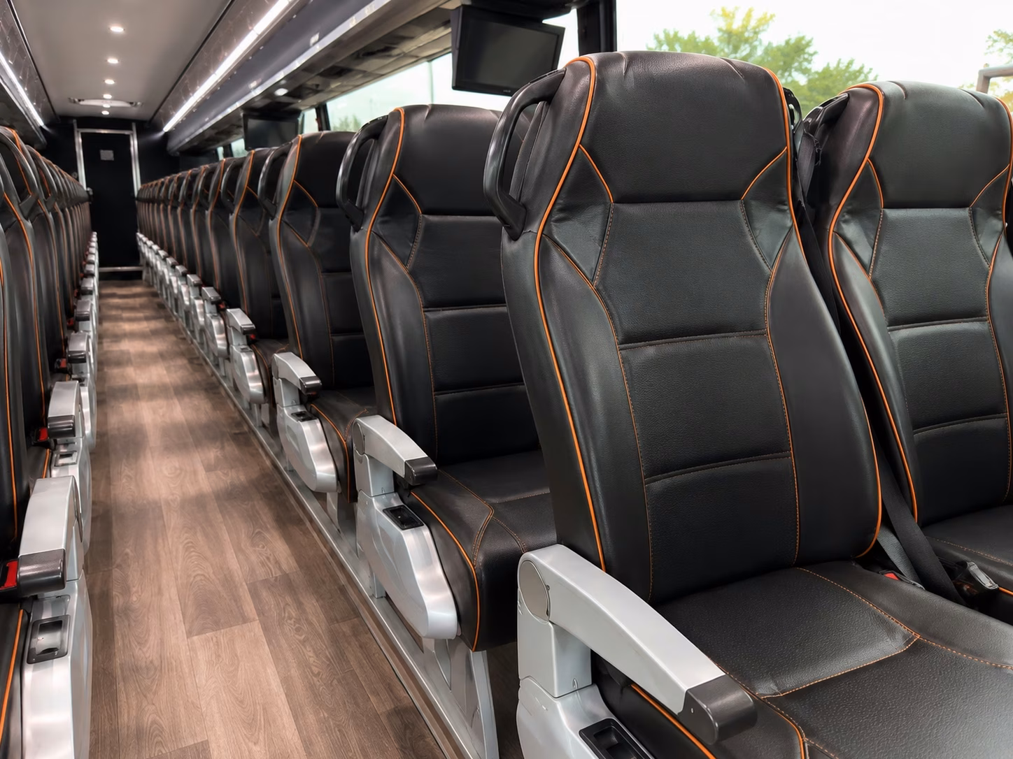 nampa wedding shuttle buses for barn and vineyard venues