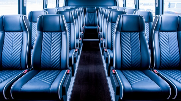 nampa 28 passenger minibus rental